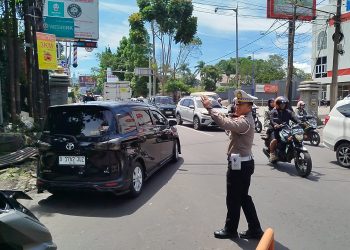 lalu lintas lembang libur